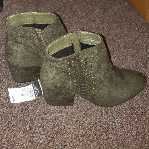 Rue21 Shoes - Brand new rue 21 heels.